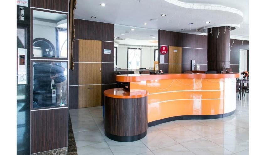 Hotel Sahara ราวัง ภายนอก รูปภาพ
